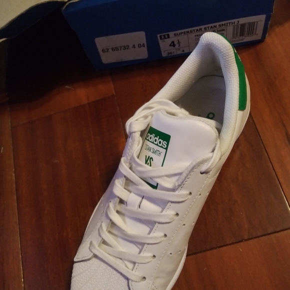 Adidas - Picture 3 of 3